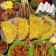 Bánh xèo ngon Phạm Ngọc Thạch