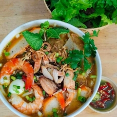 Quán bánh canh ngon nhất Đống Đa